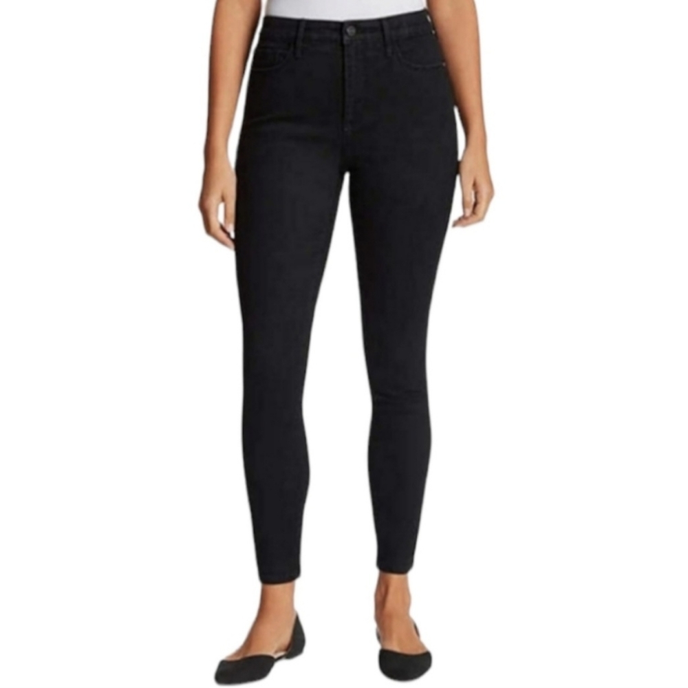 NWT Black Skinny Jeans- size 8